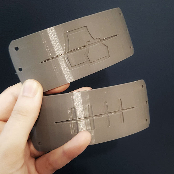 fichier 3D des plaques frontales de Naruto + patron de bandeau en bonus, by juliechantal