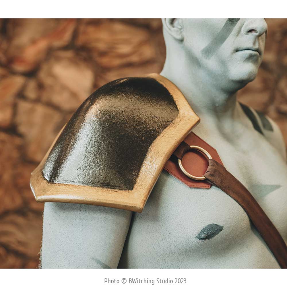 Patron d'épaulière de barbare, by juliechantal