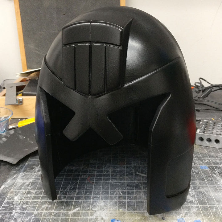 fichier 3D du casque de judge Dredd, by goose props