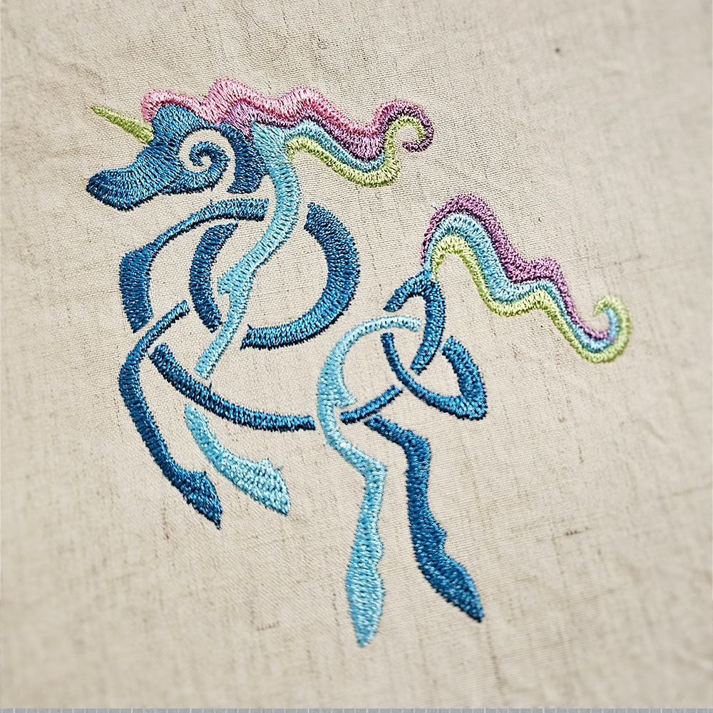 fichier de broderie : licorne celtique, by juliechantal