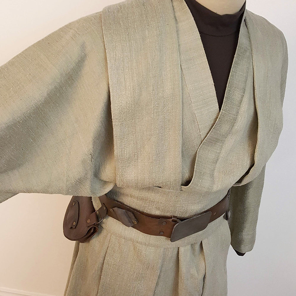 <transcy>Old Ben Kenobi costume pattern </transcy>